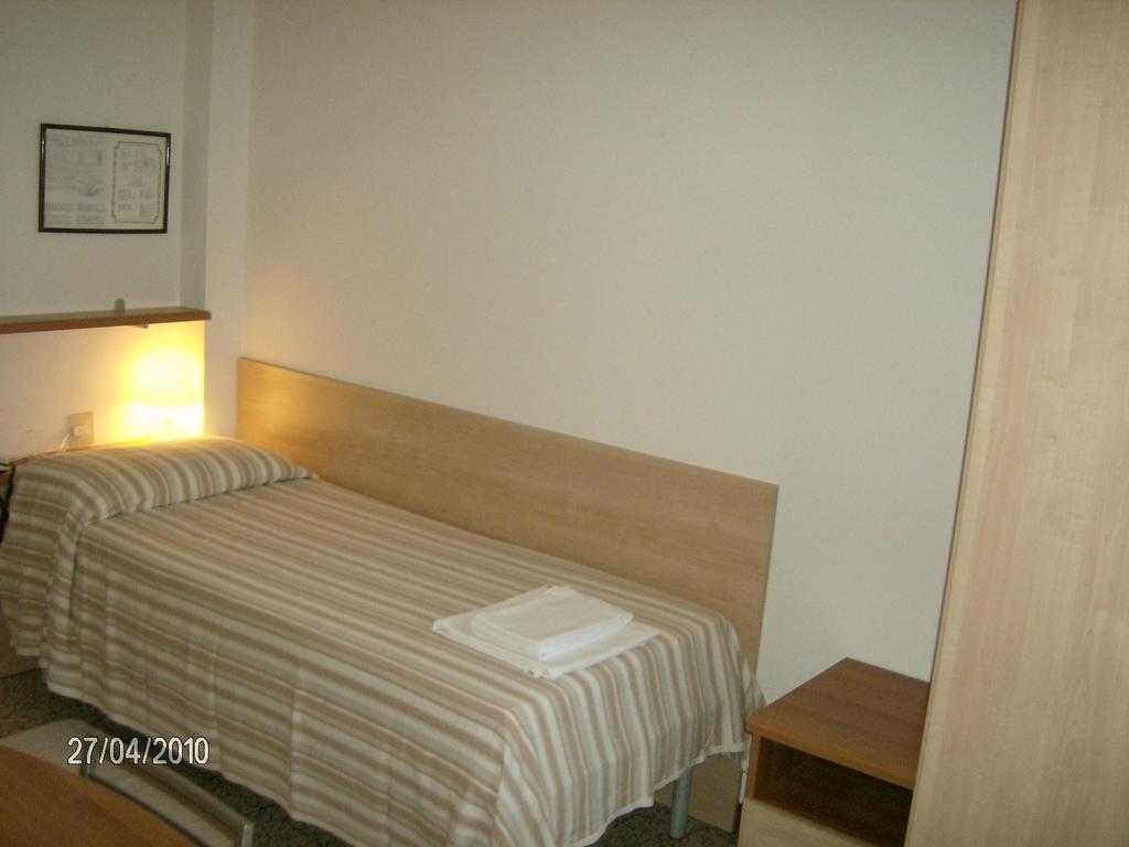 Hotel Britannia Лидо ди Йезоло Стая снимка